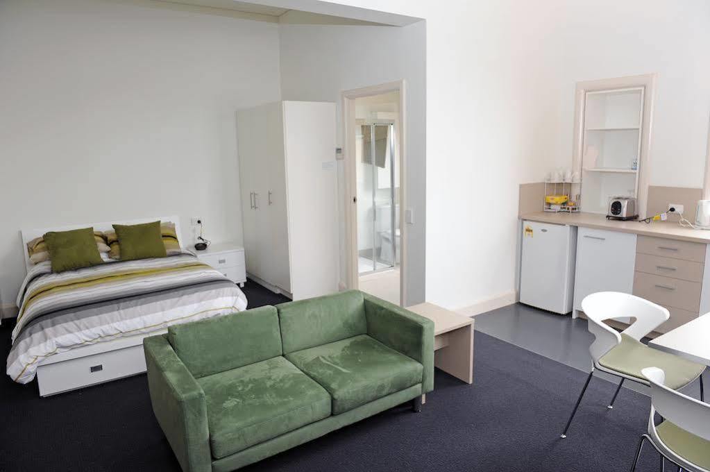 Hostel Yarra House Melbourne City Exterior foto